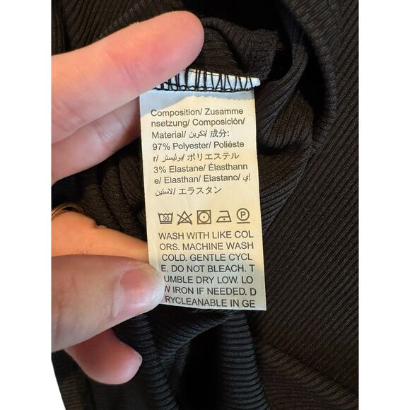 SHEIN Black Ribbed Ruffle Sleeve Crop Top Women’s Size S US 4 Stretchy Knit - Picture 5 of 6